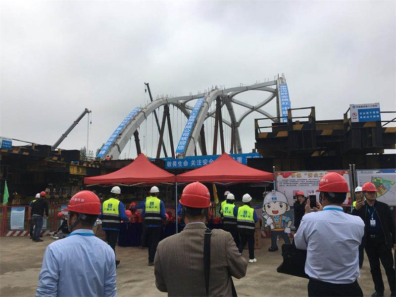 我公司參加江蘇省建筑行業(yè)協(xié)會建筑安全設(shè)備管理分會一屆二次理事會議
